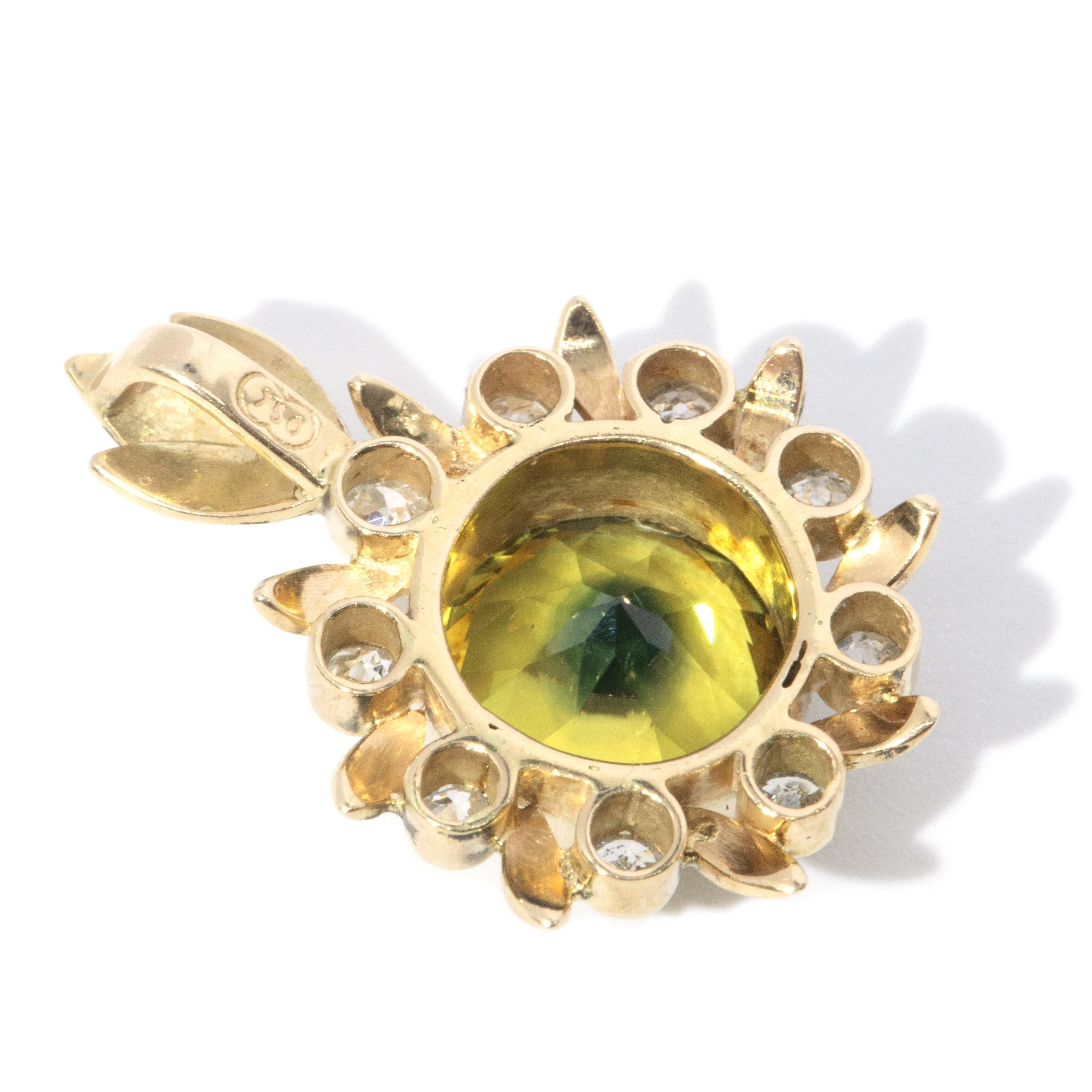 Vintage 1960s 4.65ct Parti Sapphire & Diamond Sunflower Pendant 18 Carat Gold