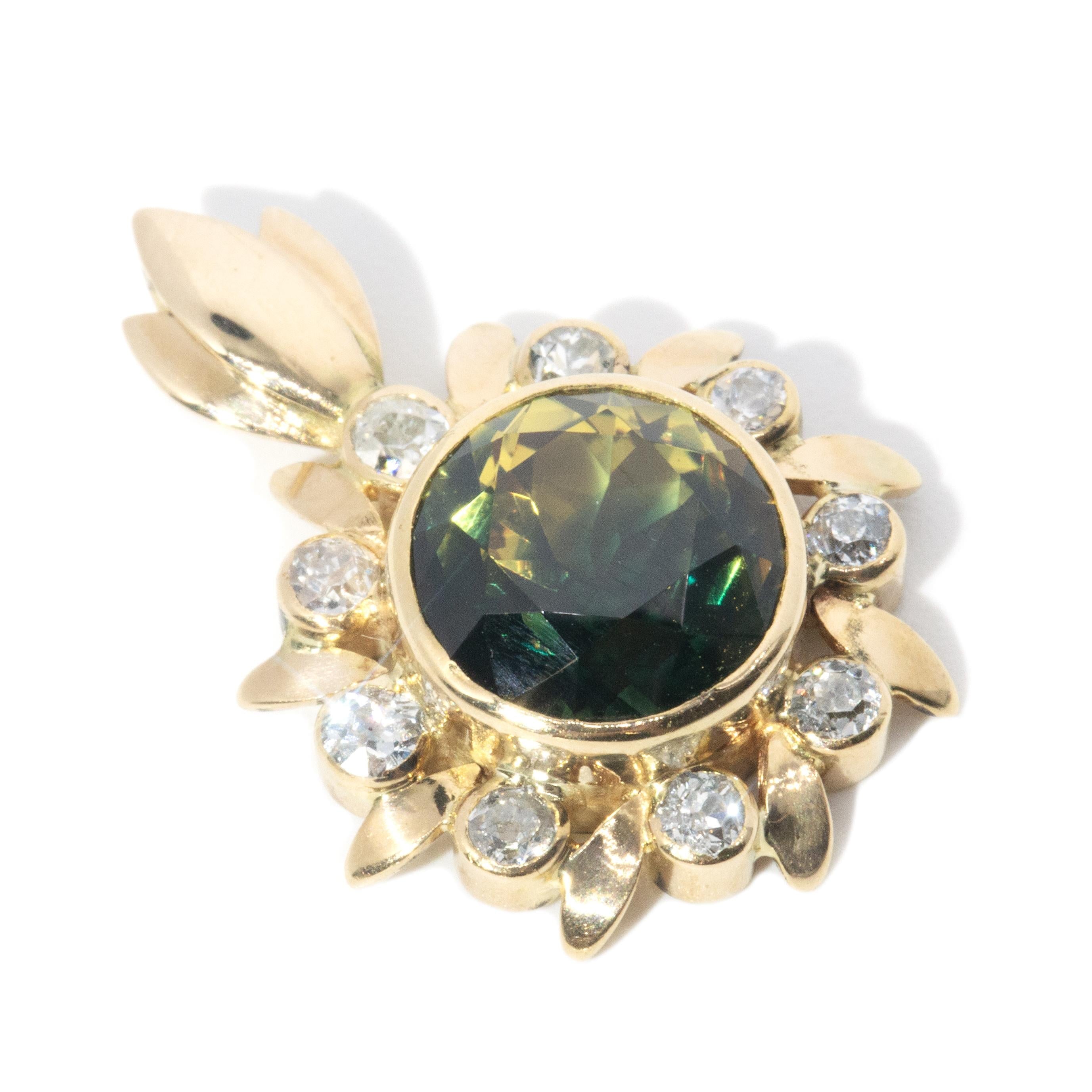 Vintage 1960s 4.65ct Parti Sapphire & Diamond Sunflower Pendant 18 Carat Gold