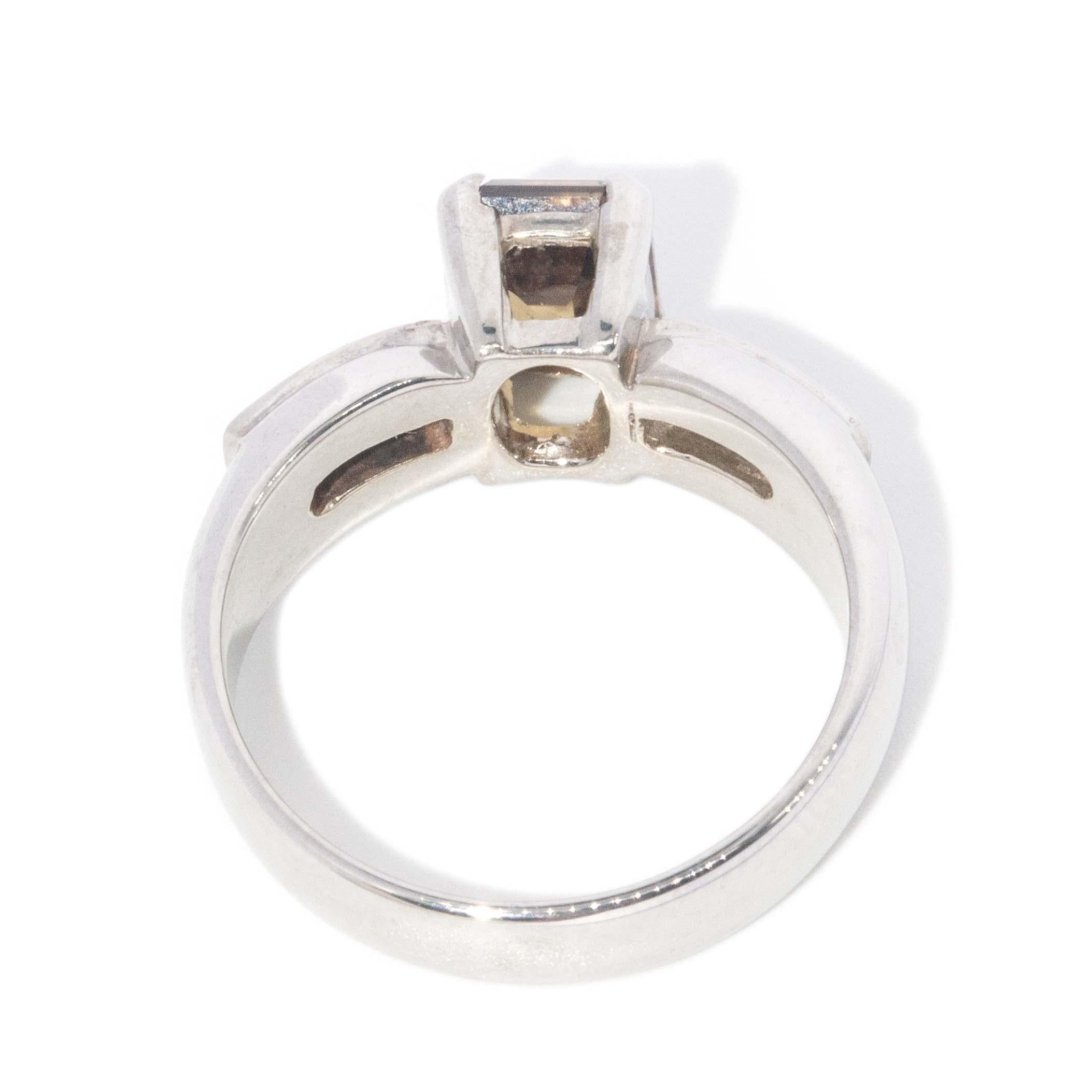 Vintage Circa 1970s Parti Sapphire & Diamond Ring 18 Carat White Gold