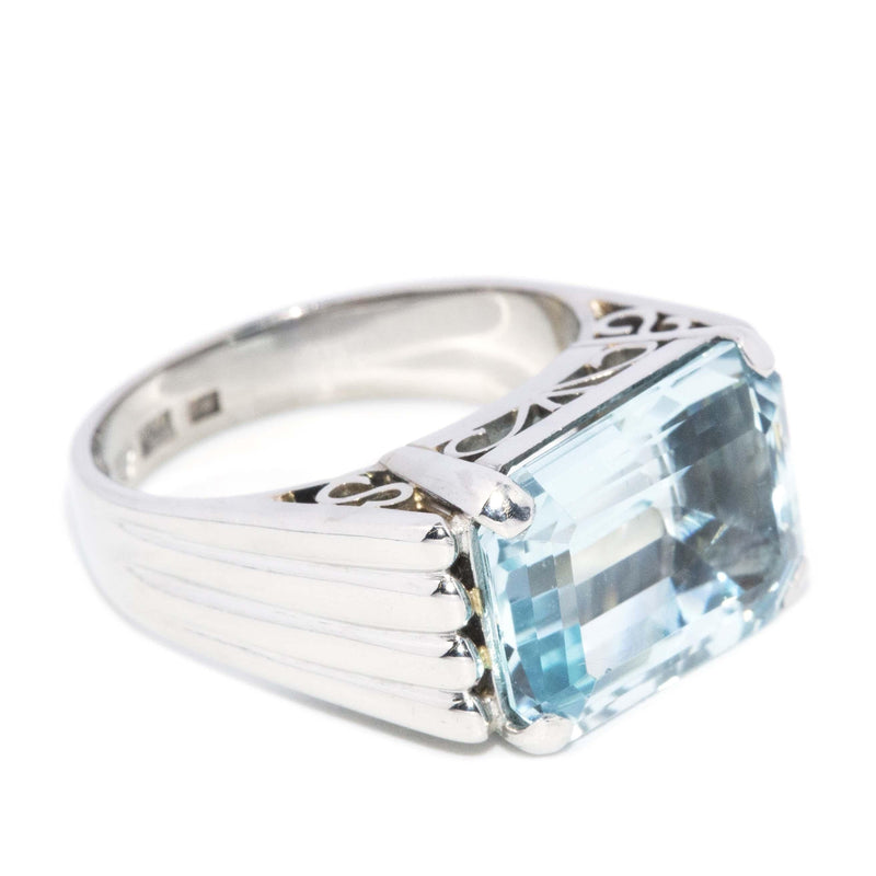 Contemporary Emerald Cut Aquamarine Filigree Ring 18 Carat White Gold