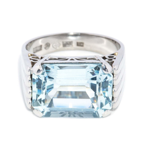 Contemporary Emerald Cut Aquamarine Filigree Ring 18 Carat White Gold