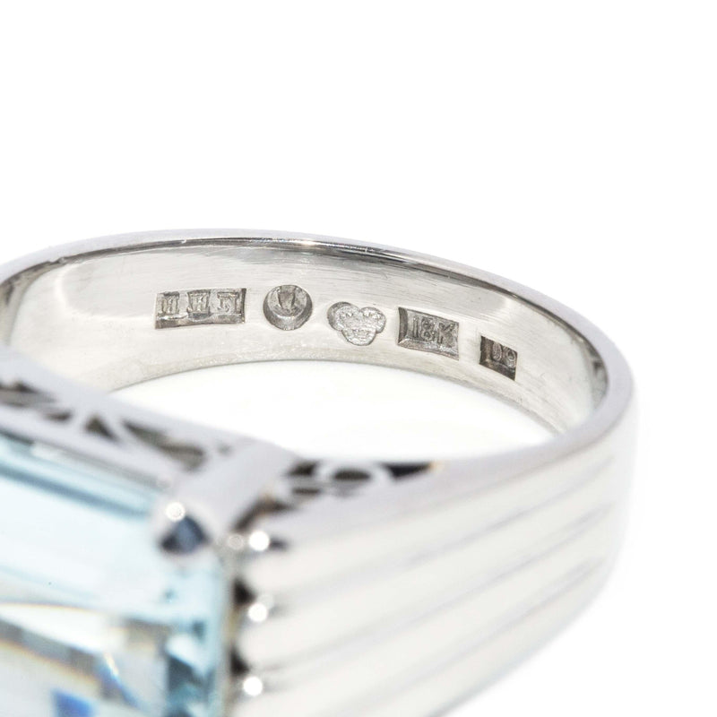 Contemporary Emerald Cut Aquamarine Filigree Ring 18 Carat White Gold