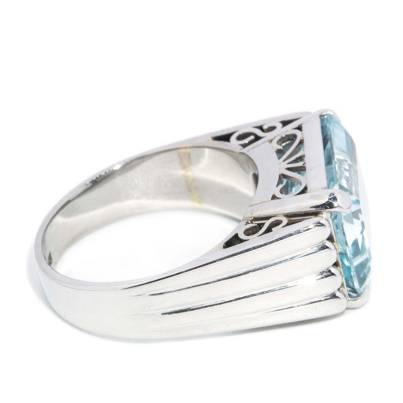 Contemporary Emerald Cut Aquamarine Filigree Ring 18 Carat White Gold