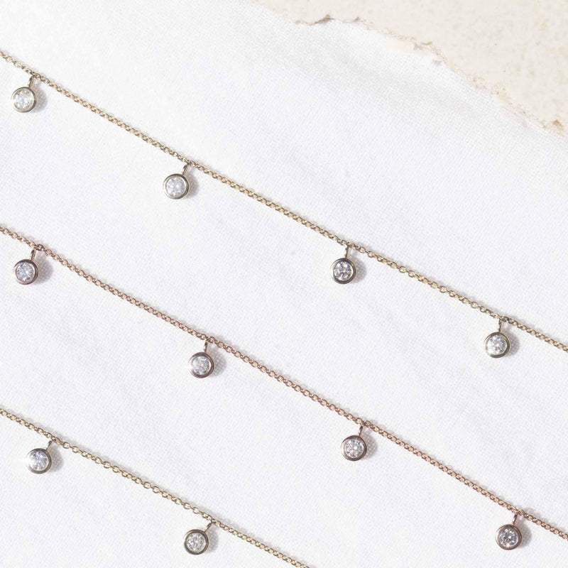 Contemporary 0.70 Carat Diamond Necklace 18 Carat White Gold