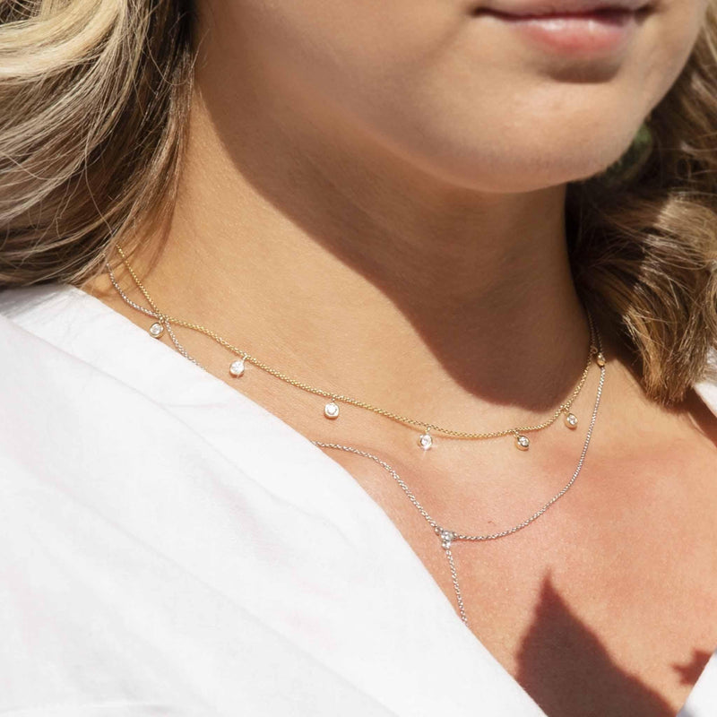 Contemporary 0.70 Carat Diamond Necklace 18 Carat White Gold