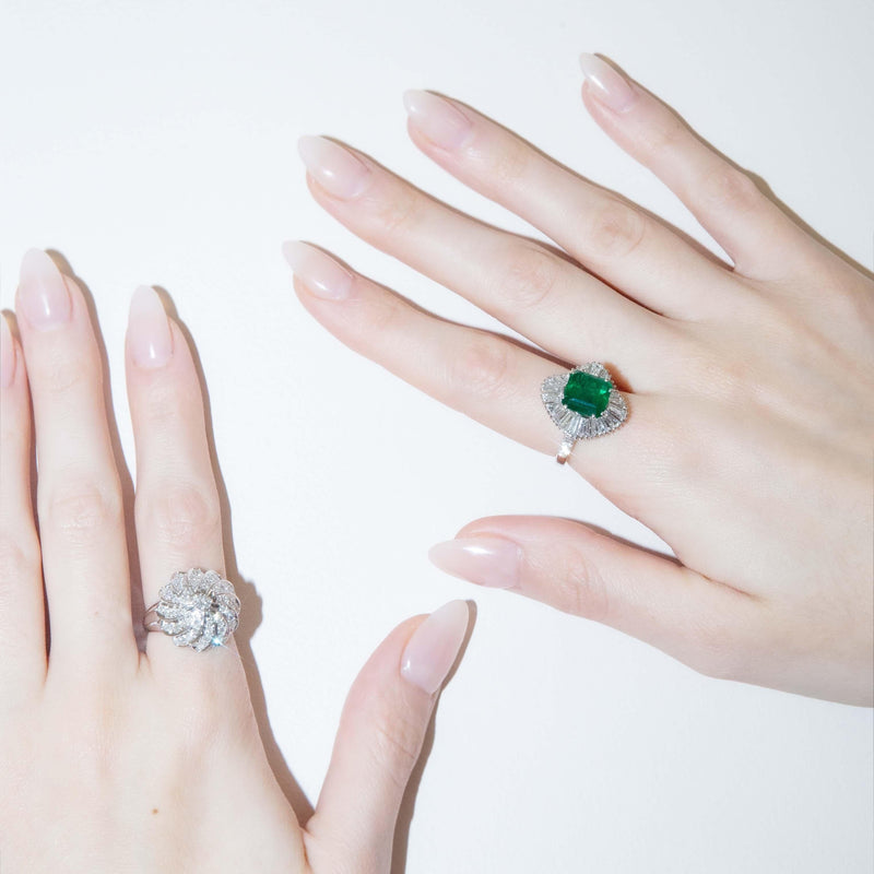 Vintage Circa 1970s Diamond Cluster Ring 18 Carat White Gold