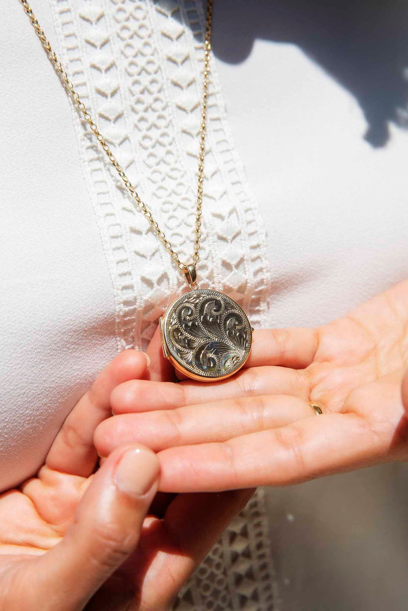 Engraved gold locket 2025