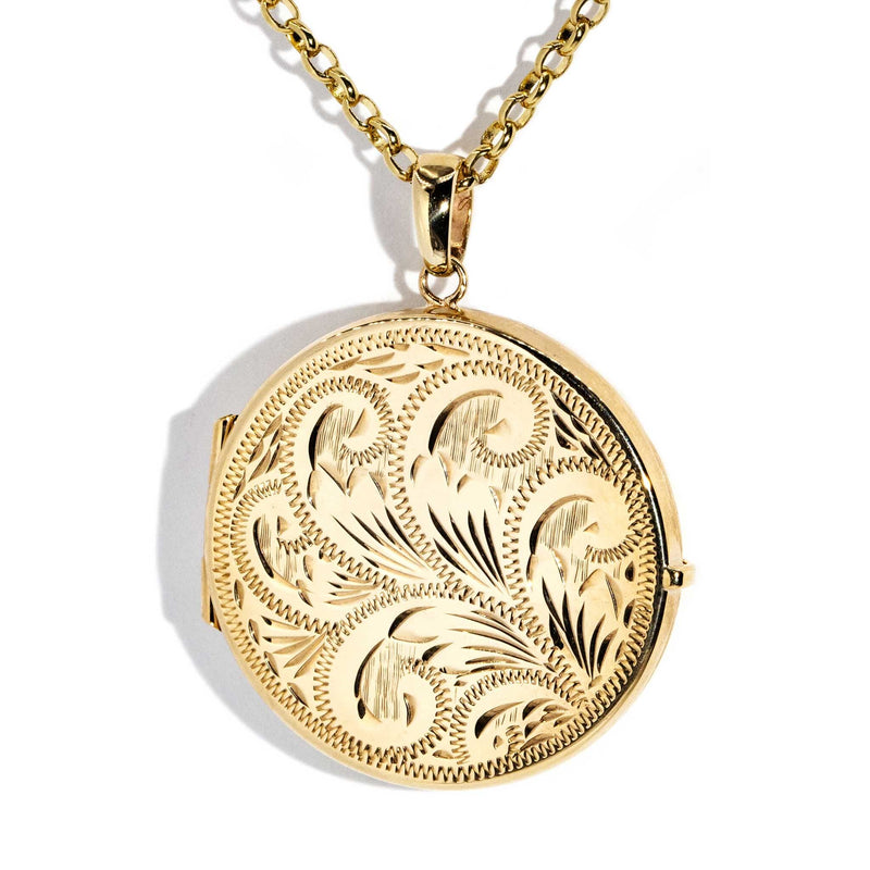 Amaranthe 1960s Hand Engraved Locket & Chain 9ct Gold Pendants/Necklaces Imperial Jewellery Imperial Jewellery - Hamilton 