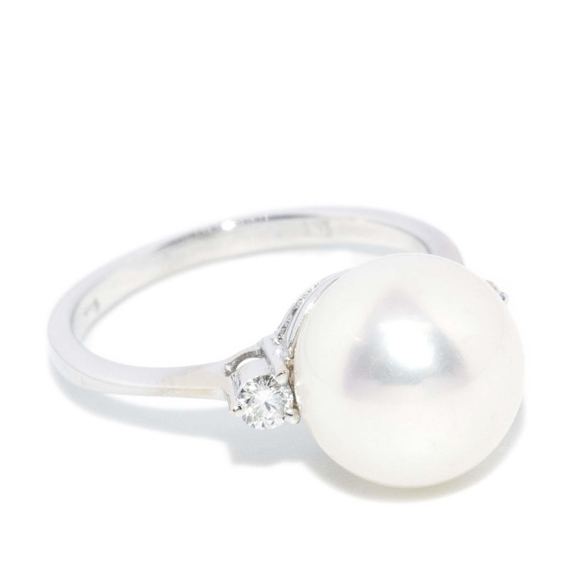 Contemporary Pearl & Diamond Ring 18 Carat White Gold