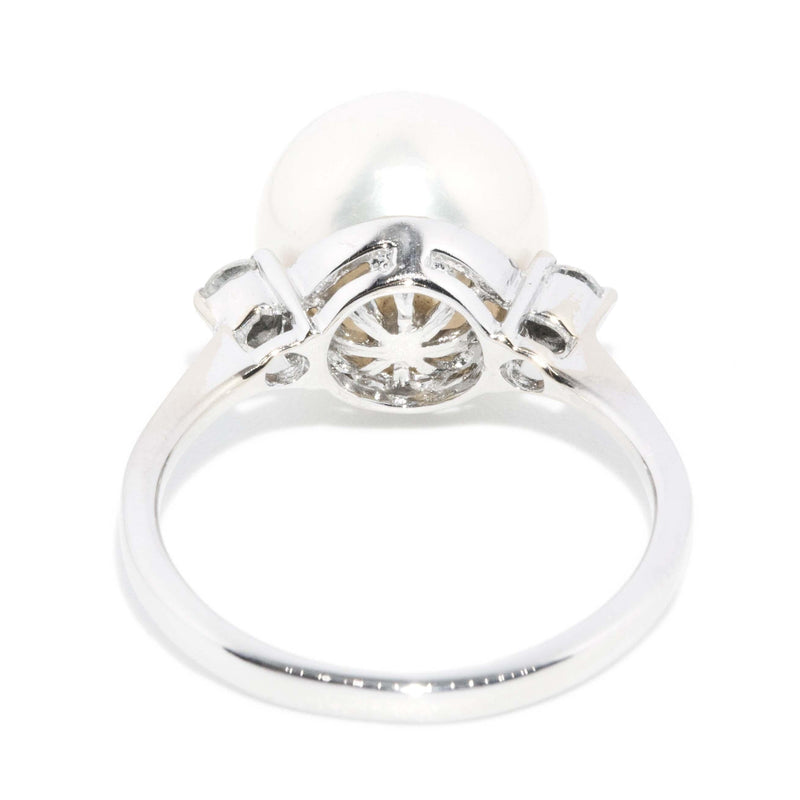 Contemporary Pearl & Diamond Ring 18 Carat White Gold