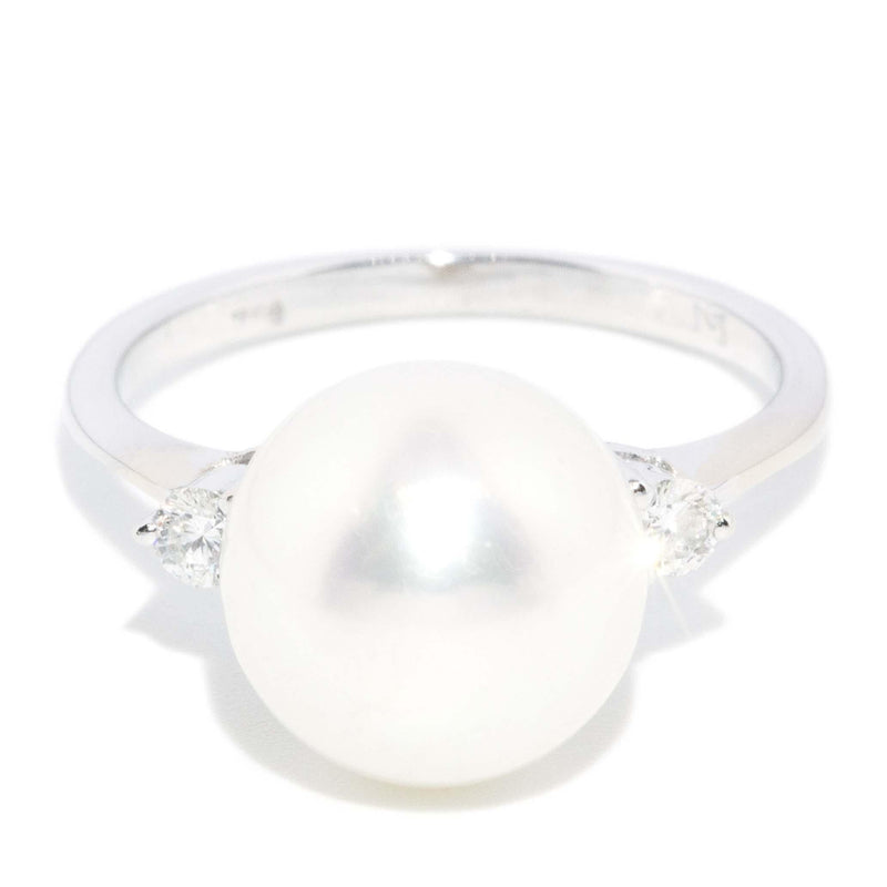 Contemporary Pearl & Diamond Ring 18 Carat White Gold