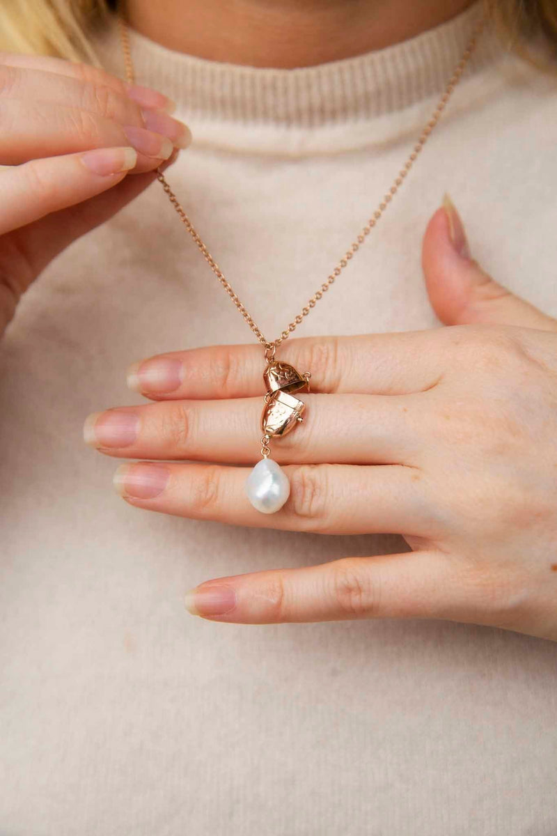 Archer 1950s Pearl Drop Capsule 14ct Pendant & 9ct Rose Gold Chain Pendants/Necklaces Imperial Jewellery 