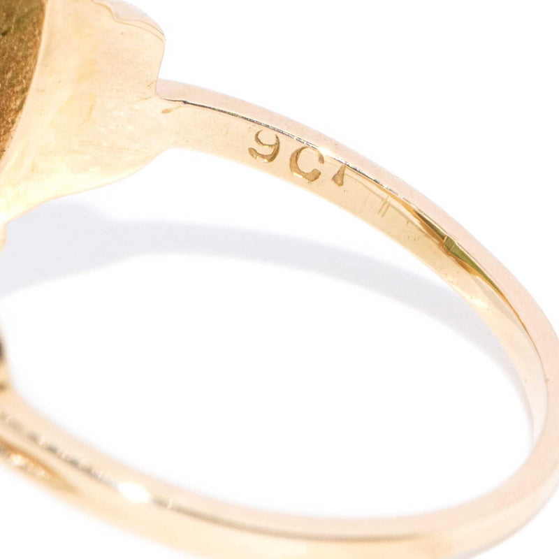 Aries 1980s Jade Cabochon Ring 9ct Gold