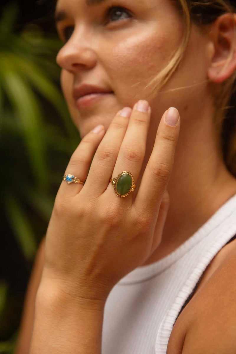 Aries 1980s Jade Cabochon Ring 9ct Gold Rings Imperial Jewellery 