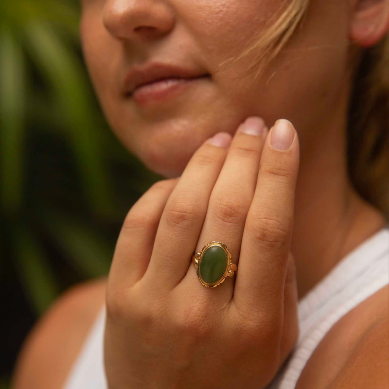 Aries 1980s Jade Cabochon Ring 9ct Gold Rings Imperial Jewellery 
