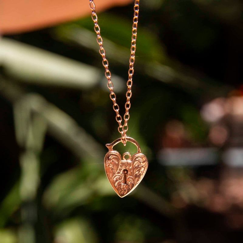 Austin 1960s Heart Padlock & Chain 9ct Rose Gold Pendants/Necklaces Imperial Jewellery 