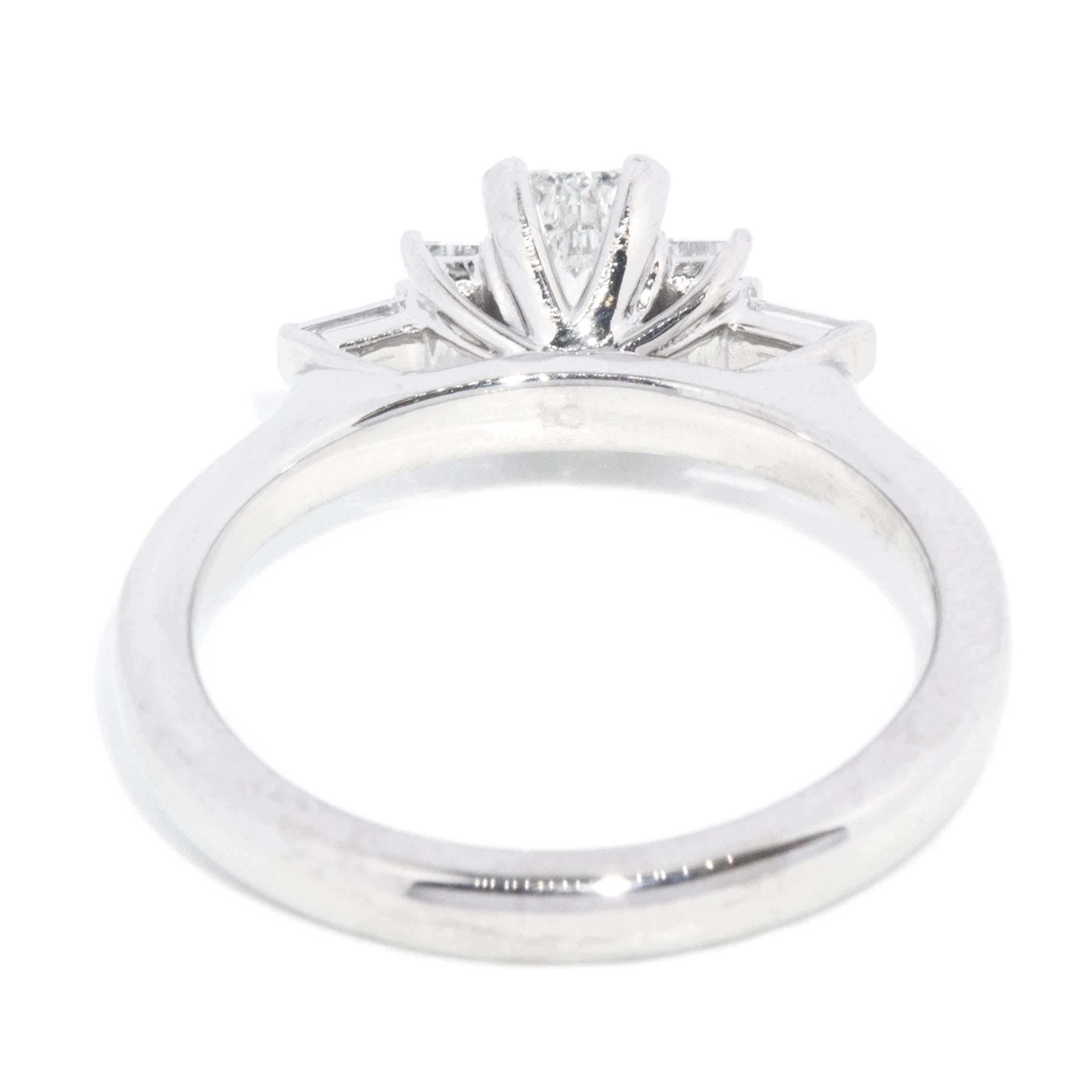 Contemporary Emerald & Baguette Diamond Ring 18 Carat White Gold