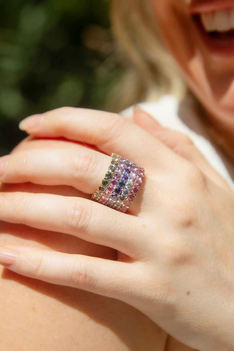 18ct Gold Ceylon Sapphire Ombre Ring "Before The Stars" showcases a stunning gradient of sapphires, perfect for a luxury gift.