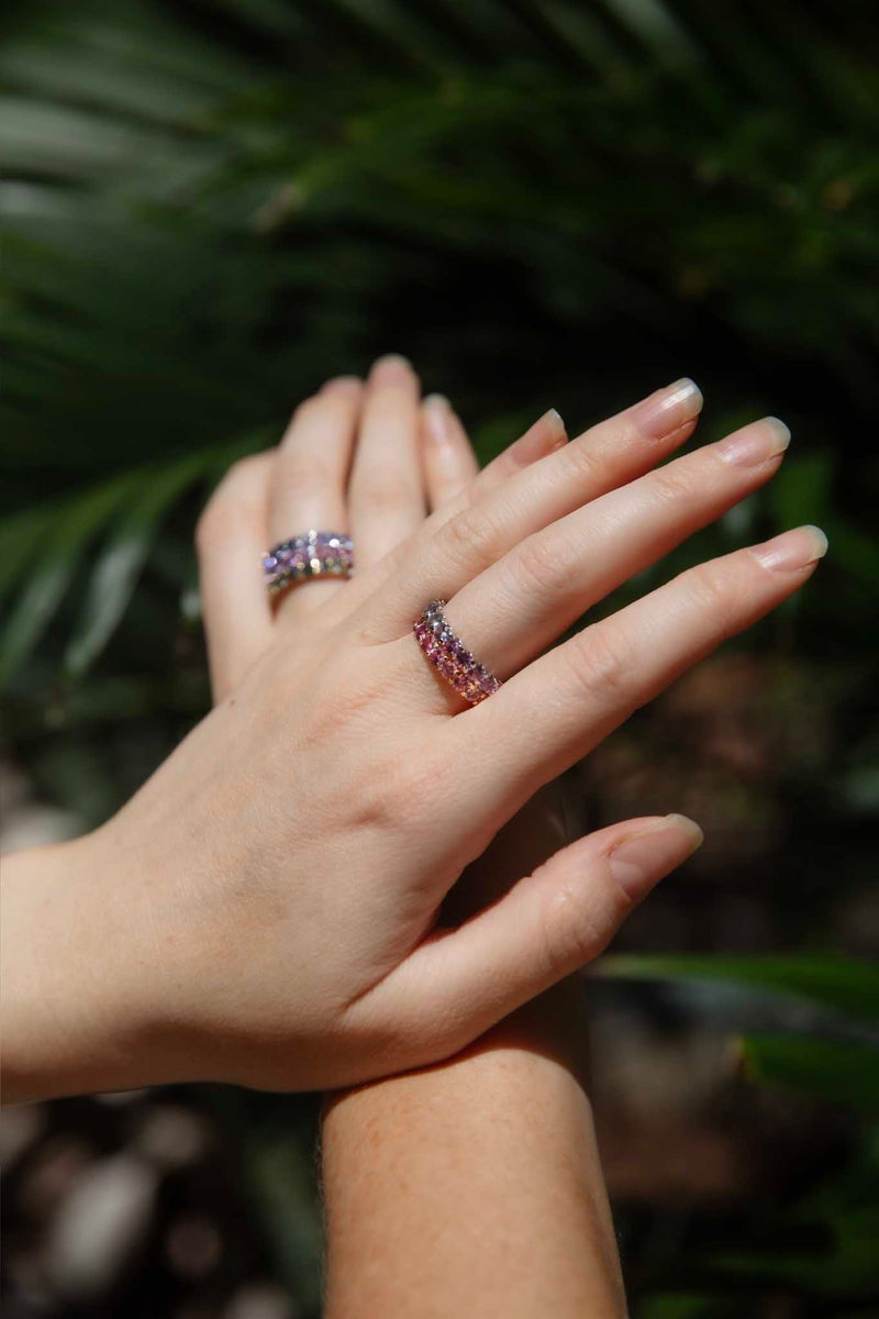 "18ct Gold Ceylon Sapphire Ombre Ring 'Before The Stars' - Elegant Jewelry with Blue Gradient Gemstones"