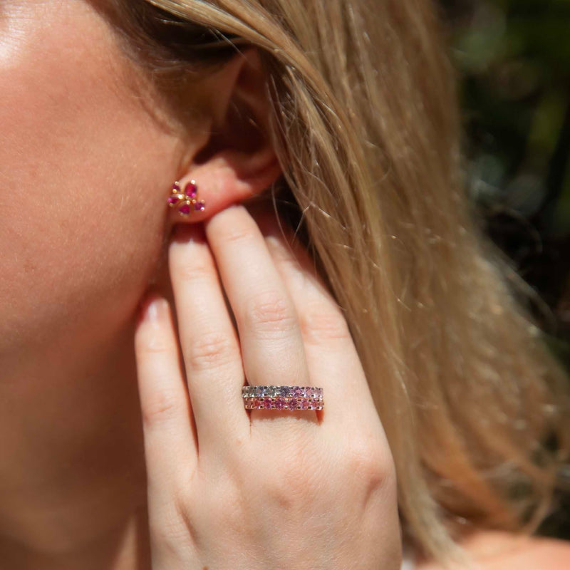 "18ct Gold Ceylon Sapphire Ombre Ring 'Before The Stars' - Elegant, Handcrafted Jewelry with Vibrant Blue Gemstones."