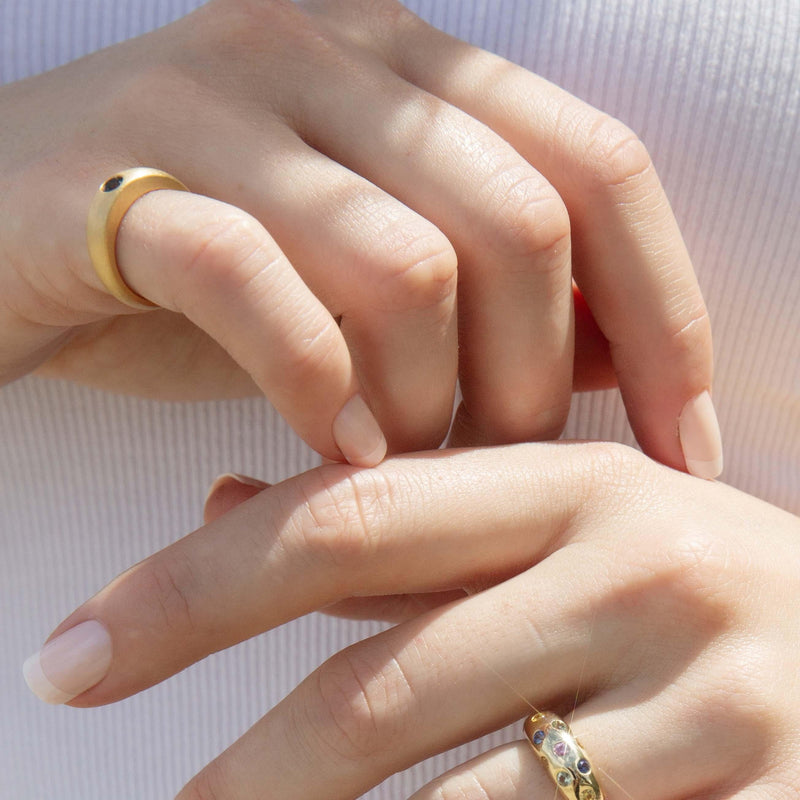 Contemporary Teal Sapphire Textured Ring 18 Carat Yellow Gold