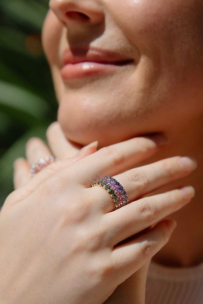 "Belle Blue 18ct White Gold Ceylon Sapphire Ombre Ring, elegant design, luxury jewelry, stunning blue gradient gemstones."
