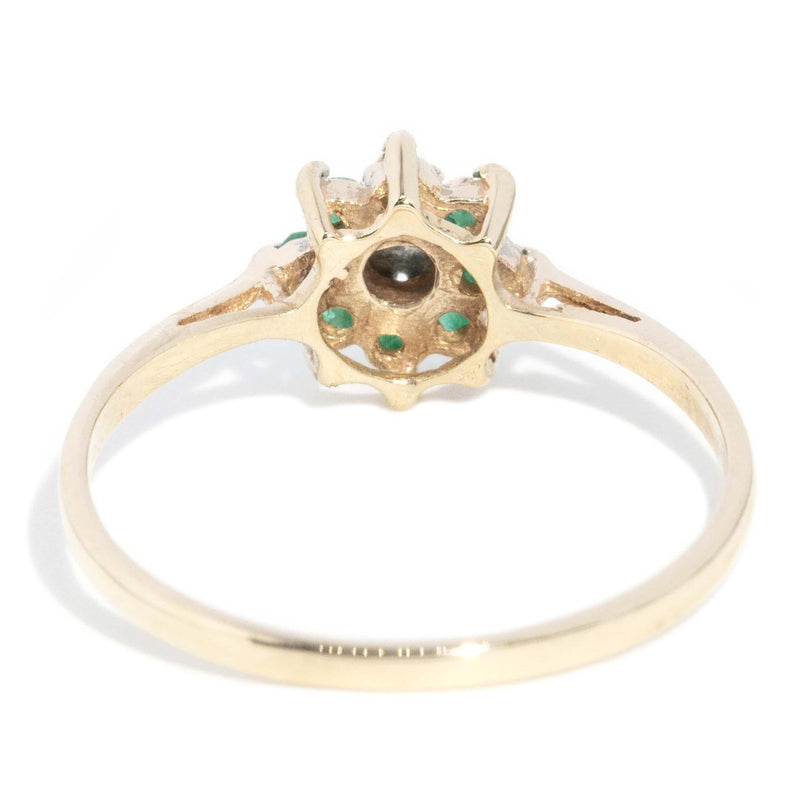 Vintage 1978 Emerald & Diamond Dainty Cluster Ring 9 Carat Gold