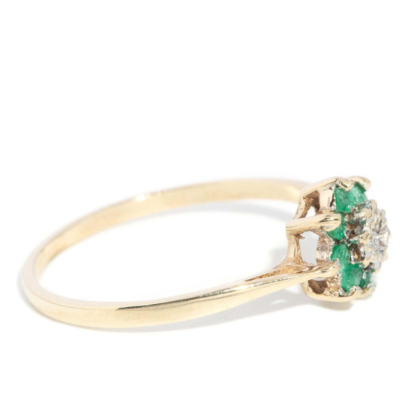 Vintage 1978 Emerald & Diamond Dainty Cluster Ring 9 Carat Gold