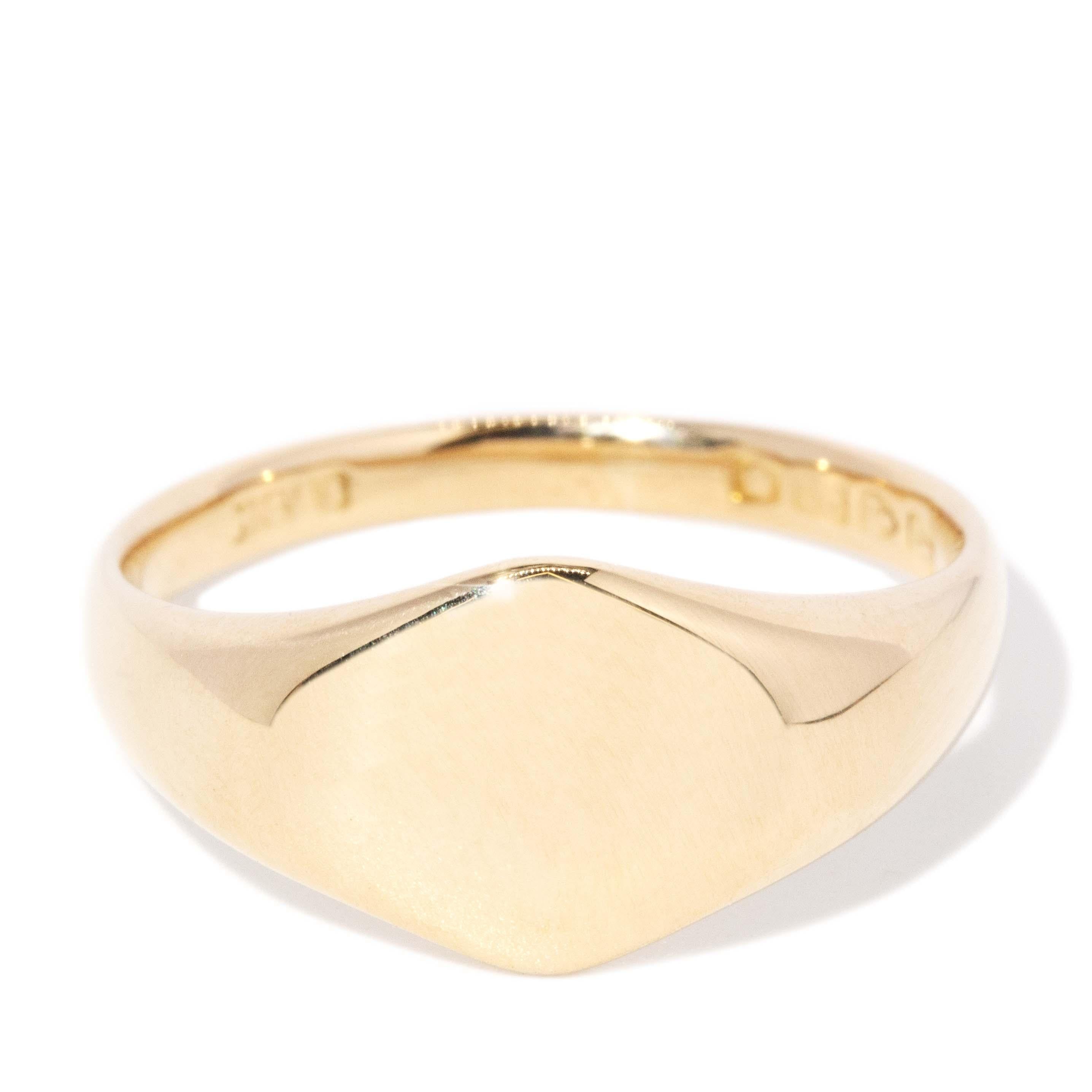 Antique 1921 Oval Signet Ring 18 Carat Yellow Gold