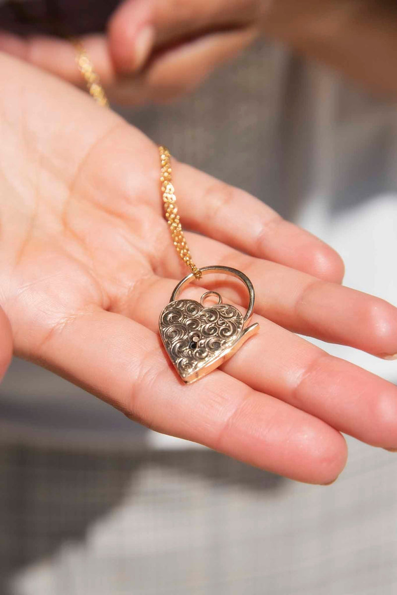 Calpurnia 1960s Heart Padlock Pendant & Chain 9ct Gold Pendants/Necklaces Imperial Jewellery 