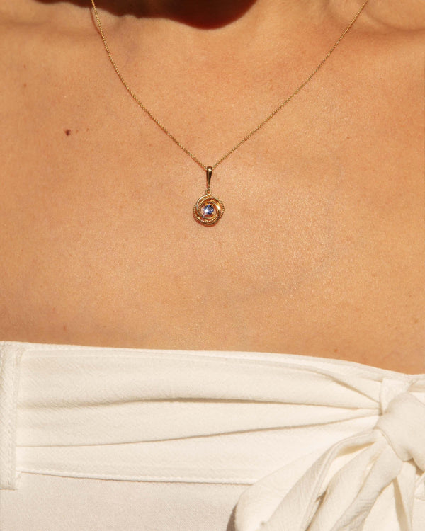Contemporary Open Pattern Blue Sapphire Flower Pendant 14 Carat Yellow Gold