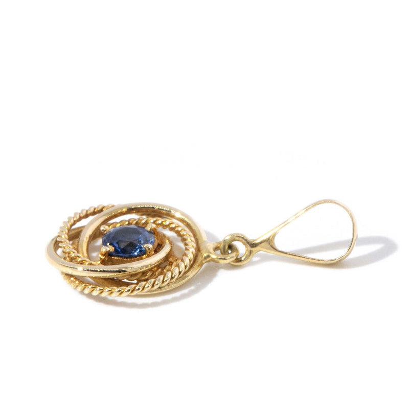 Contemporary Open Pattern Blue Sapphire Flower Pendant 14 Carat Yellow Gold