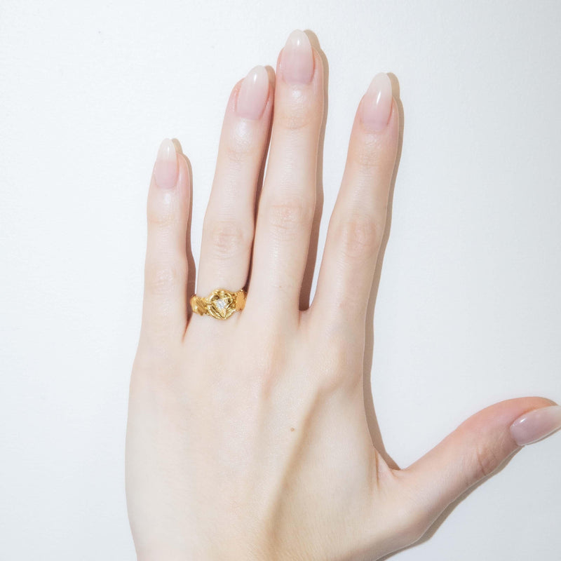 Vintage Circa 1930s Diamond Etched Clover Ring 18 Carat Gold