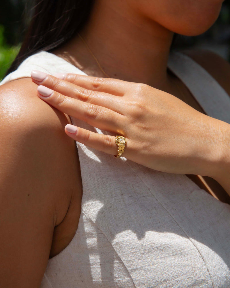 Chantal 1930s Old Cut Diamond Etched Clover Ring 18ct Gold Ring Imperial Jewellery 
