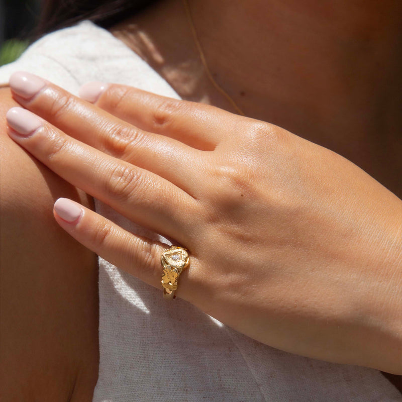 Chantal 1930s Old Cut Diamond Etched Clover Ring 18ct Gold Ring Imperial Jewellery 
