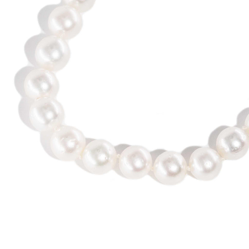 Chayra 1990s South Sea Pearl Necklace 18ct Gold Clasp