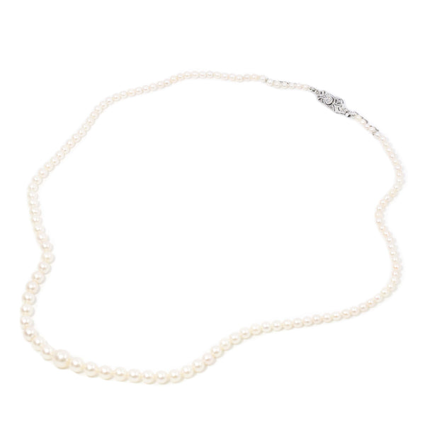 Vintage Circa 1950s Pearl Necklace 18 Carat White Gold