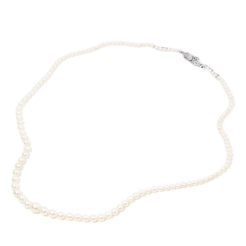 Vintage Circa 1950s Pearl Necklace 18 Carat White Gold