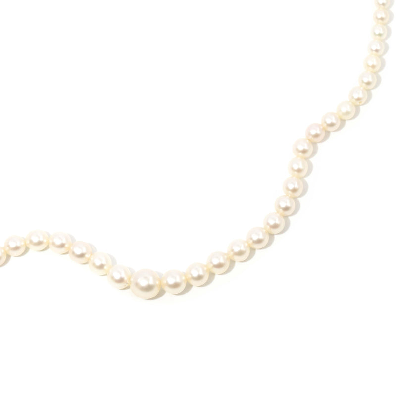 Vintage Circa 1950s Pearl Necklace 18 Carat White Gold