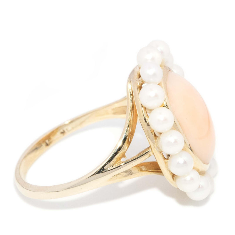 Vintage Circa 1960s Pale Shell & Seed Pearl Halo Ring 9 Carat Gold