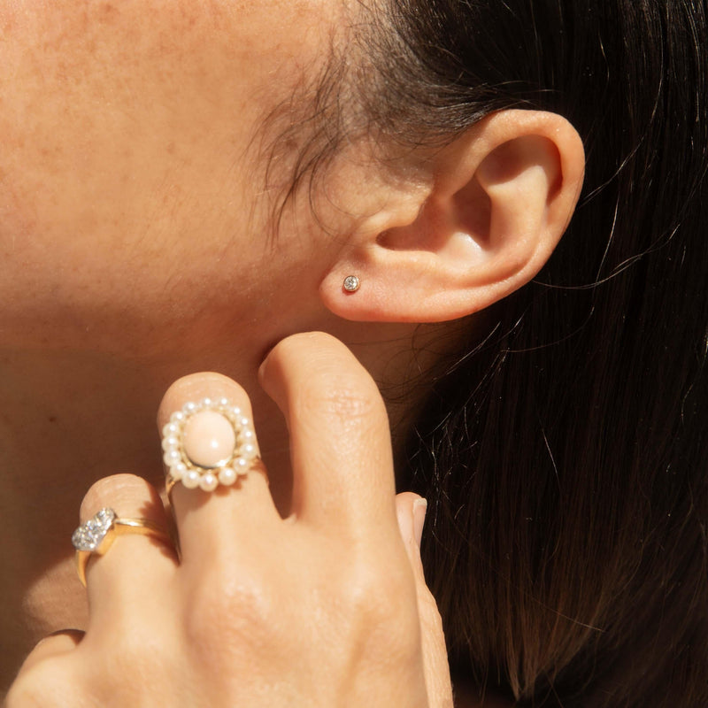 Vintage Circa 1960s Pale Shell & Seed Pearl Halo Ring 9 Carat Gold