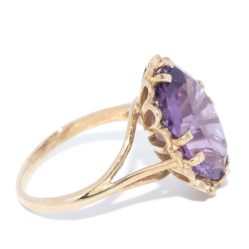 Vintage Circa 1970s Oval Amethyst Cocktail Ring 9 Carat Gold