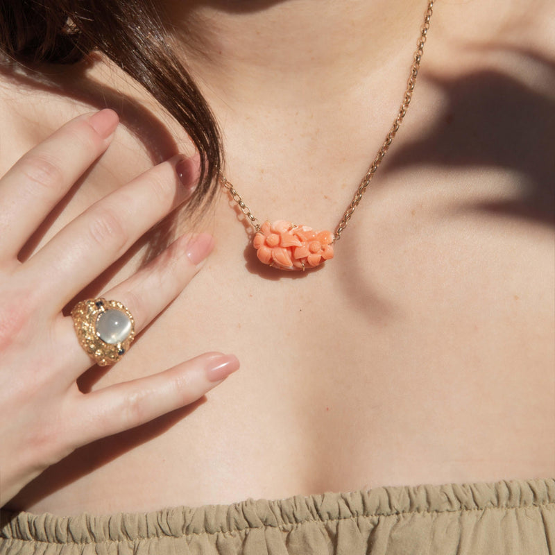 Vintage Circa 1970s Coral Twin Flower Necklet 18 Carat Yellow Gold
