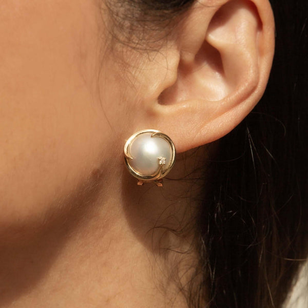 Vintage Circa 2000s Mabe Pearl & Diamond Earrings 14 Carat Gold