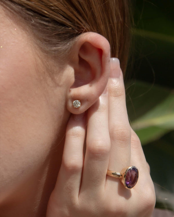 Vintage Circa 1970s Amethyst Cocktail Ring 14 Carat Gold