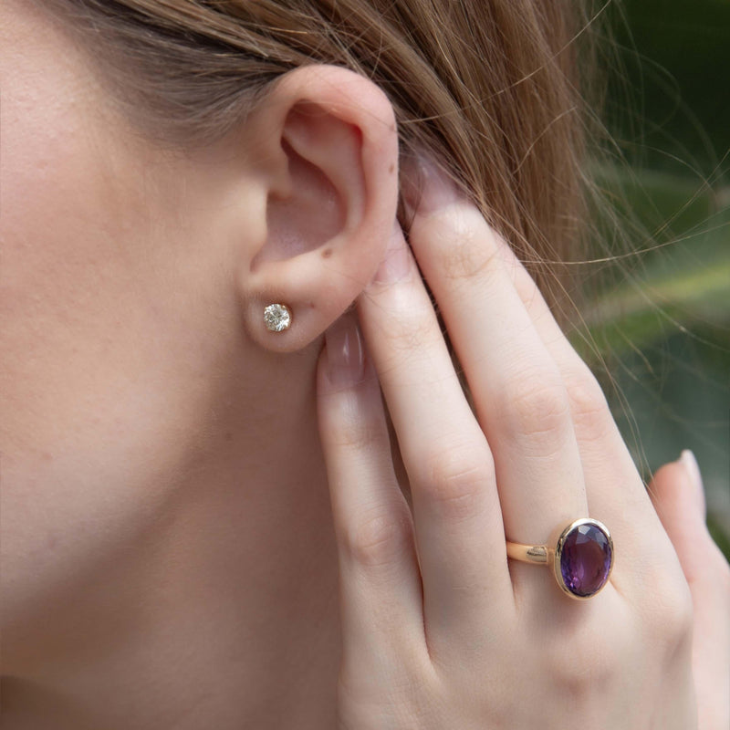 Vintage Circa 1970s Amethyst Cocktail Ring 14 Carat Gold