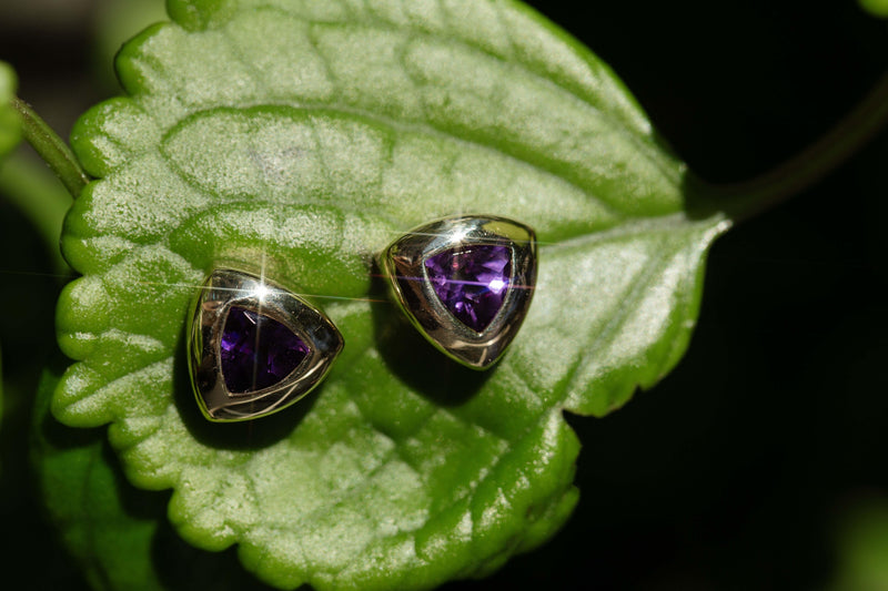 Contemporary Rubover Amethyst Studs 9 Carat Yellow Gold