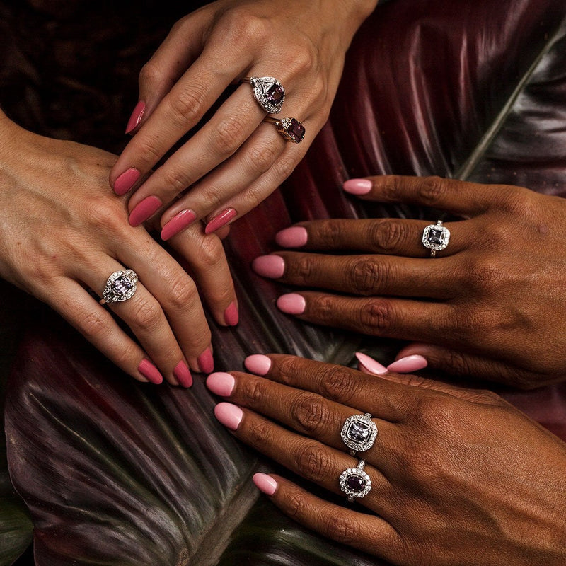 Dolly Spinel & Diamond Ring Ring Imperial Jewellery - Auctions, Antique, Vintage & Estate 
