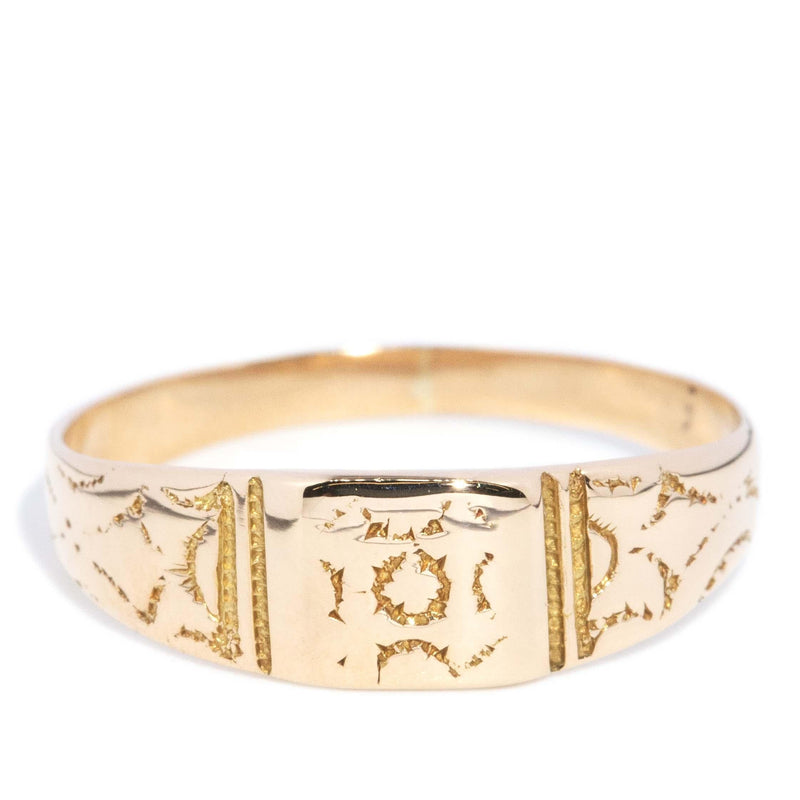 Antique Victorian Era Patterned Ring 9 Carat Gold