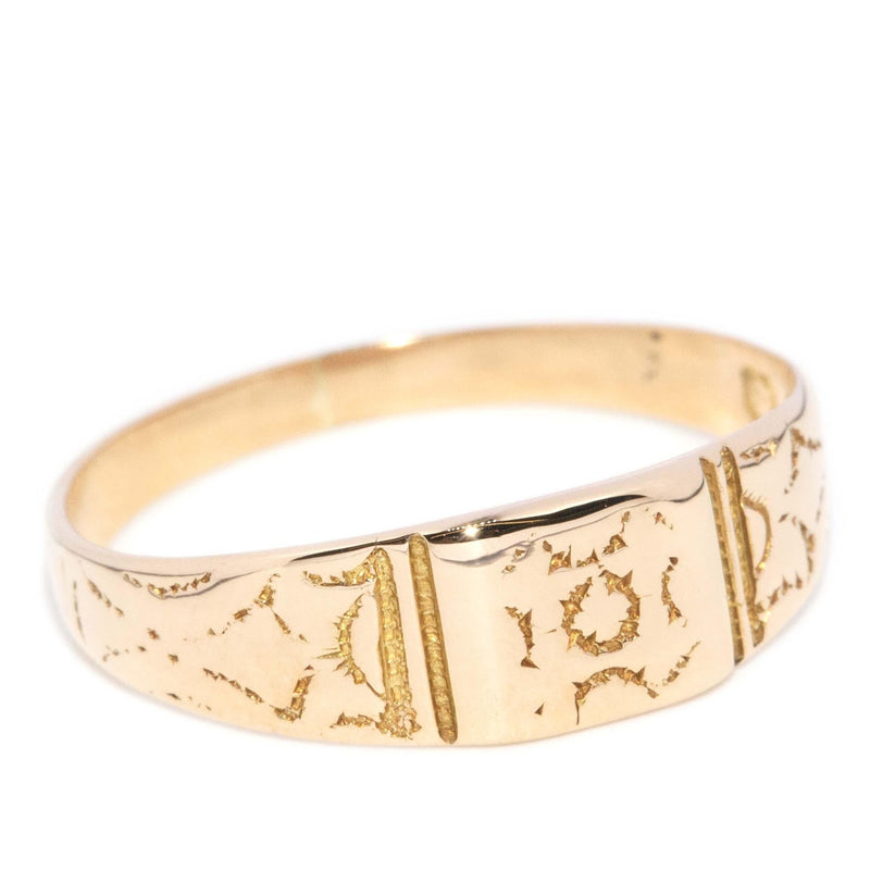 Antique Victorian Era Patterned Ring 9 Carat Gold